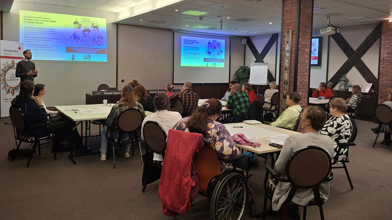 Lokal hjälp systematiskt – Man funderade på fokusområdena i vårt hjälparbete i distriktens verkstäder